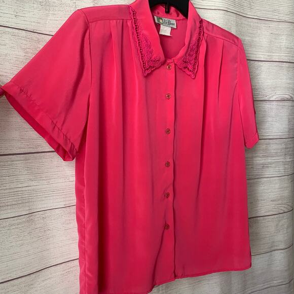 Vintage La Blouse Pink Silky Blouse Button Up Short Sleeves Shoulder Pads 12 - Picture 2 of 11